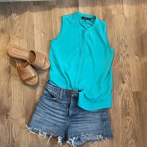 Sleeveless Top